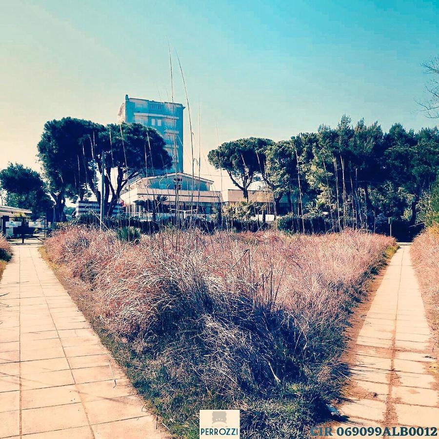 Hotel Perrozzi Vasto Exterior foto